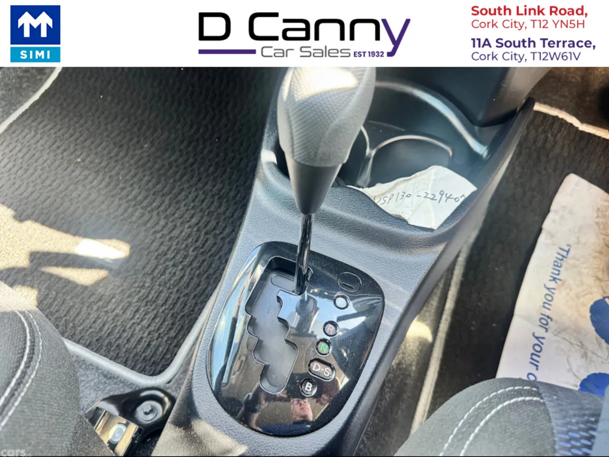 Toyota Vitz Hatchback, Petrol, 2018, Silver