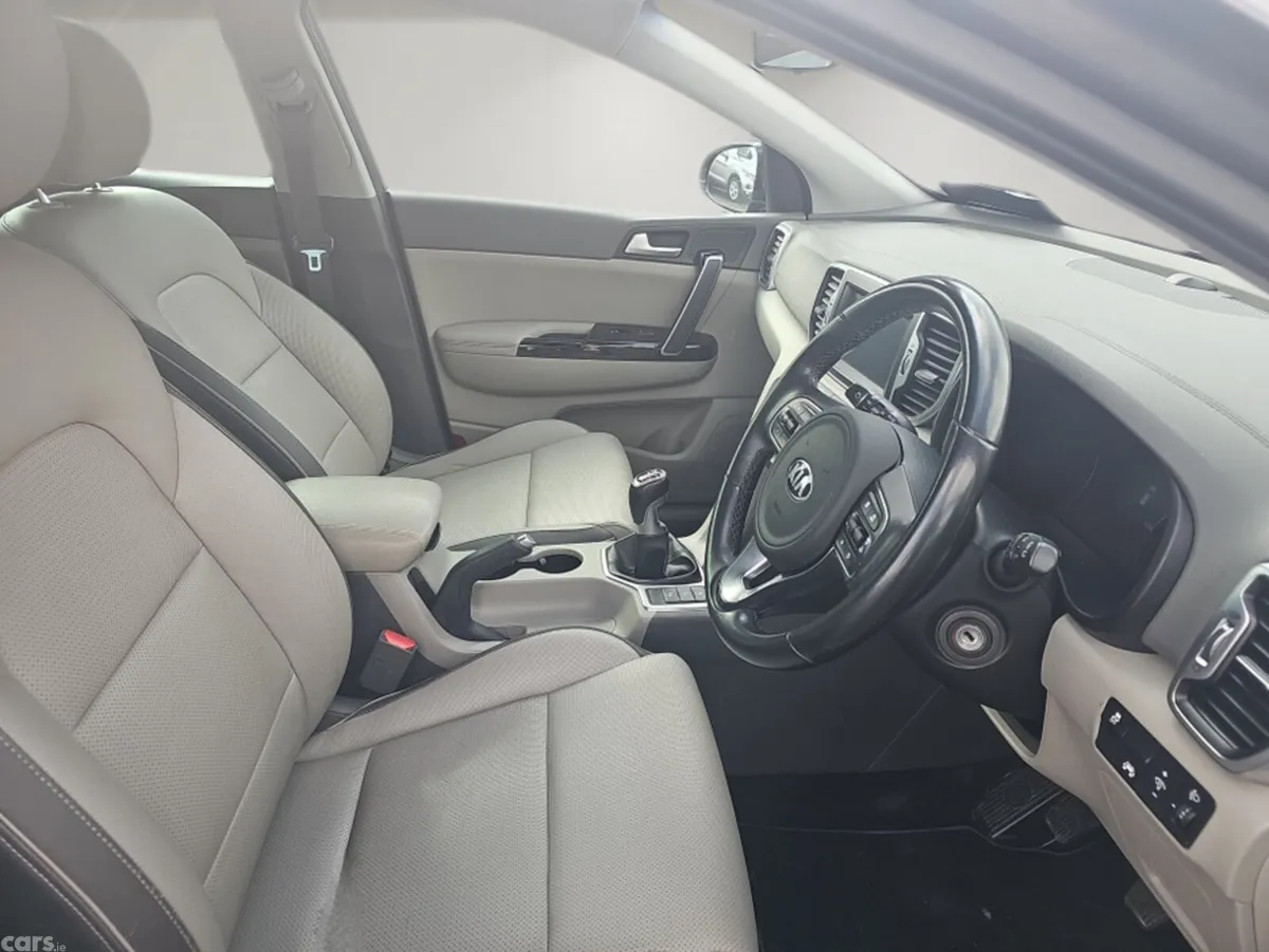 Kia Sportage SUV, Diesel, 2017, Grey