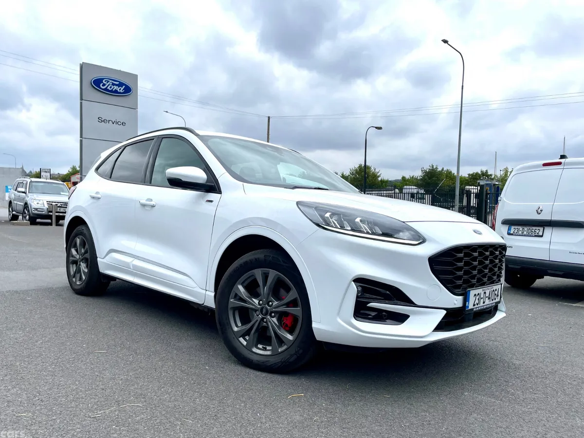 Ford Kuga SUV, Petrol Plug-in Hybrid, 2023, White