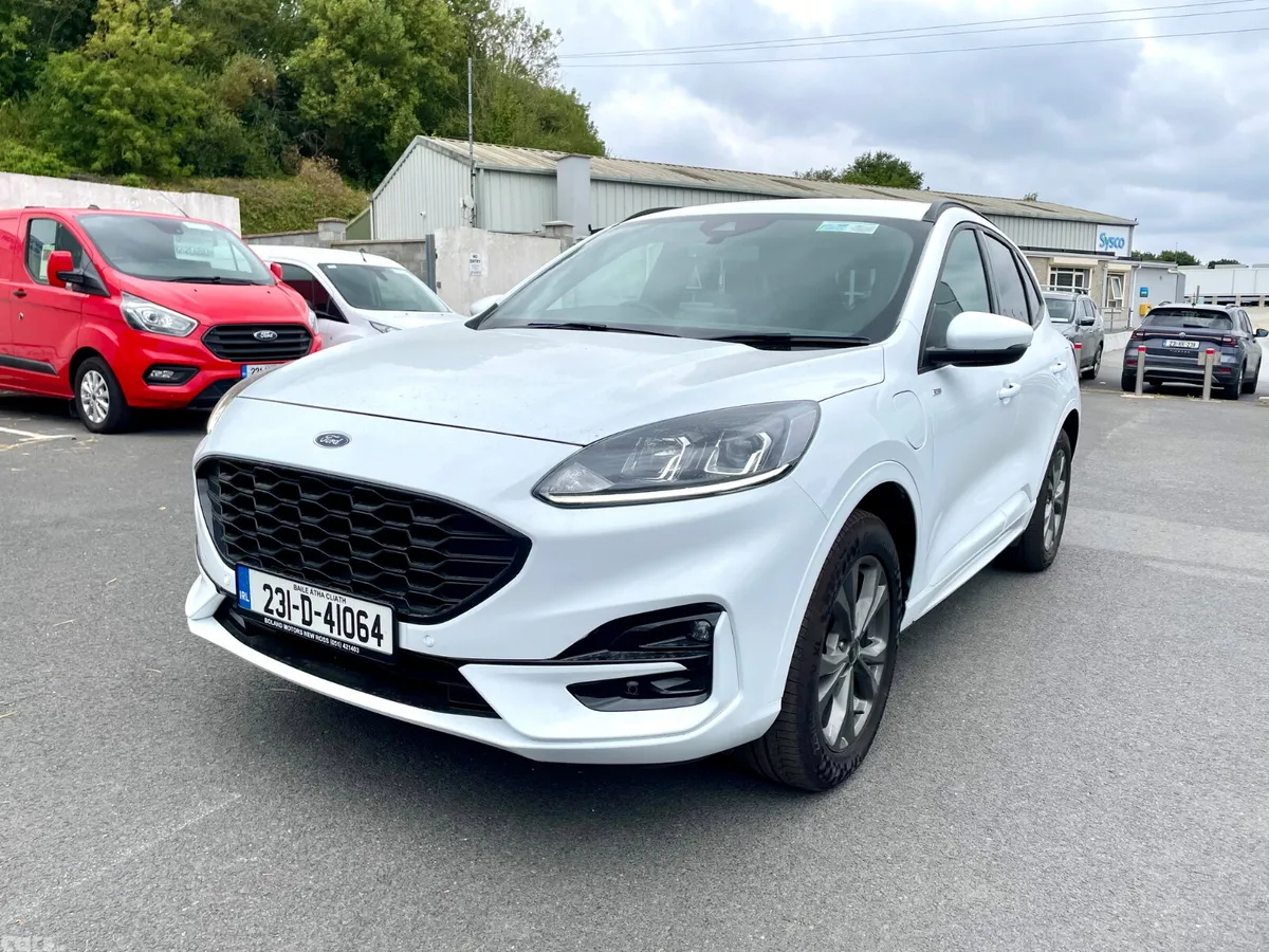 Ford Kuga SUV, Petrol Plug-in Hybrid, 2023, White