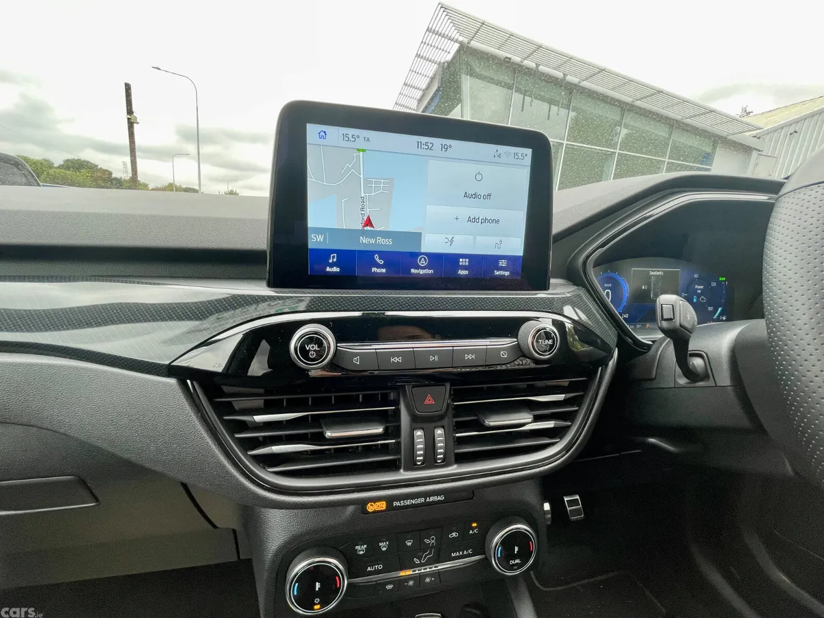 Ford Kuga SUV, Petrol Plug-in Hybrid, 2023, White