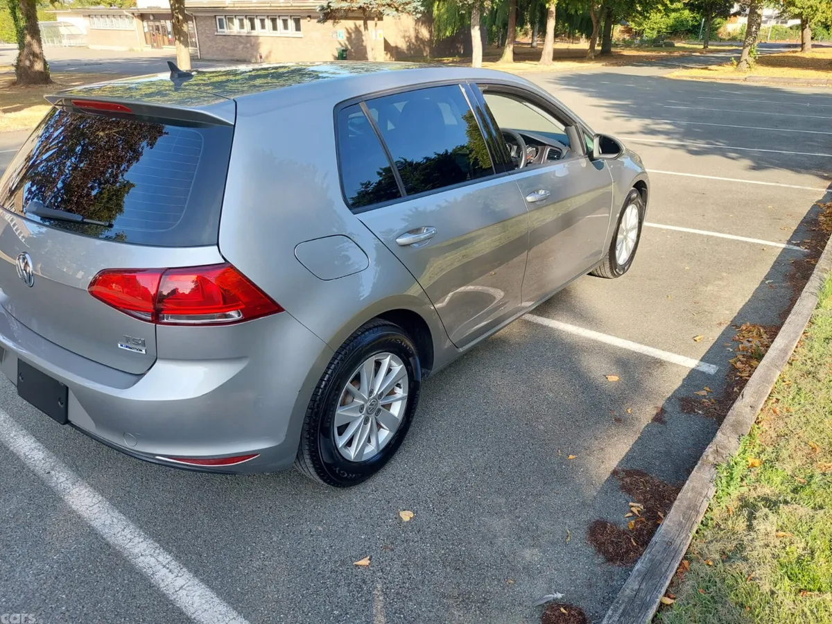 Volkswagen Golf Hatchback, Petrol, 2016, Silver