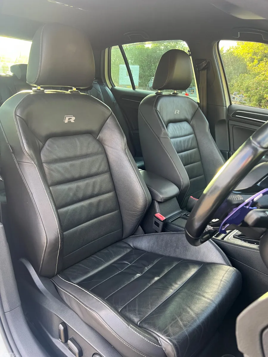 Volkswagen Golf Hatchback, Petrol, 2014, White