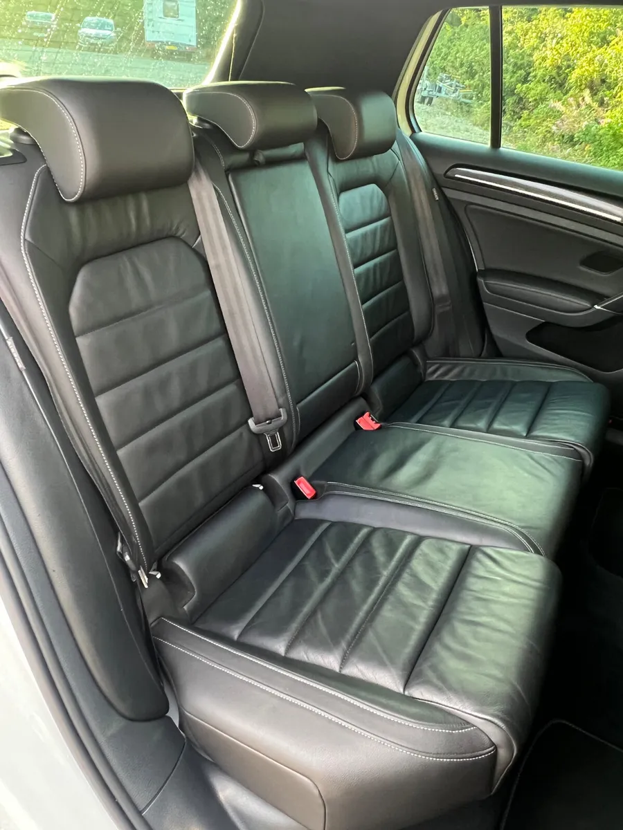 Volkswagen Golf Hatchback, Petrol, 2014, White