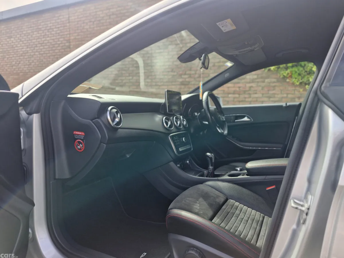 Mercedes-Benz CLA Saloon, Diesel, 2017, Grey