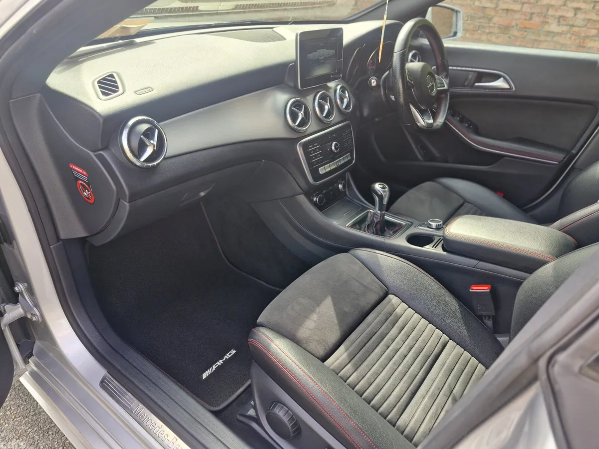 Mercedes-Benz CLA Saloon, Diesel, 2017, Grey