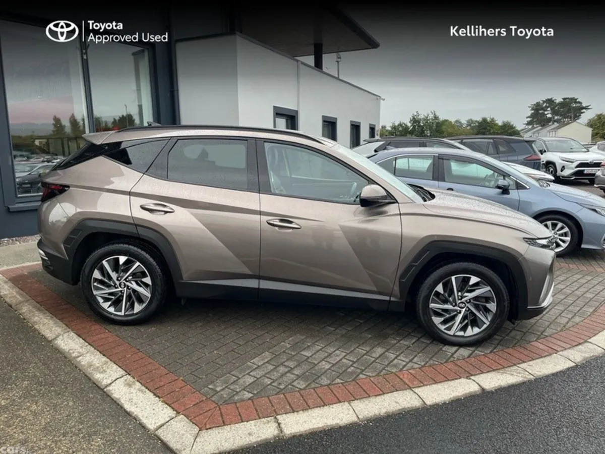Hyundai Tucson MPV, Diesel, 2023, Brown