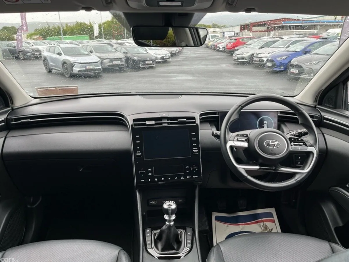 Hyundai Tucson MPV, Diesel, 2023, Brown