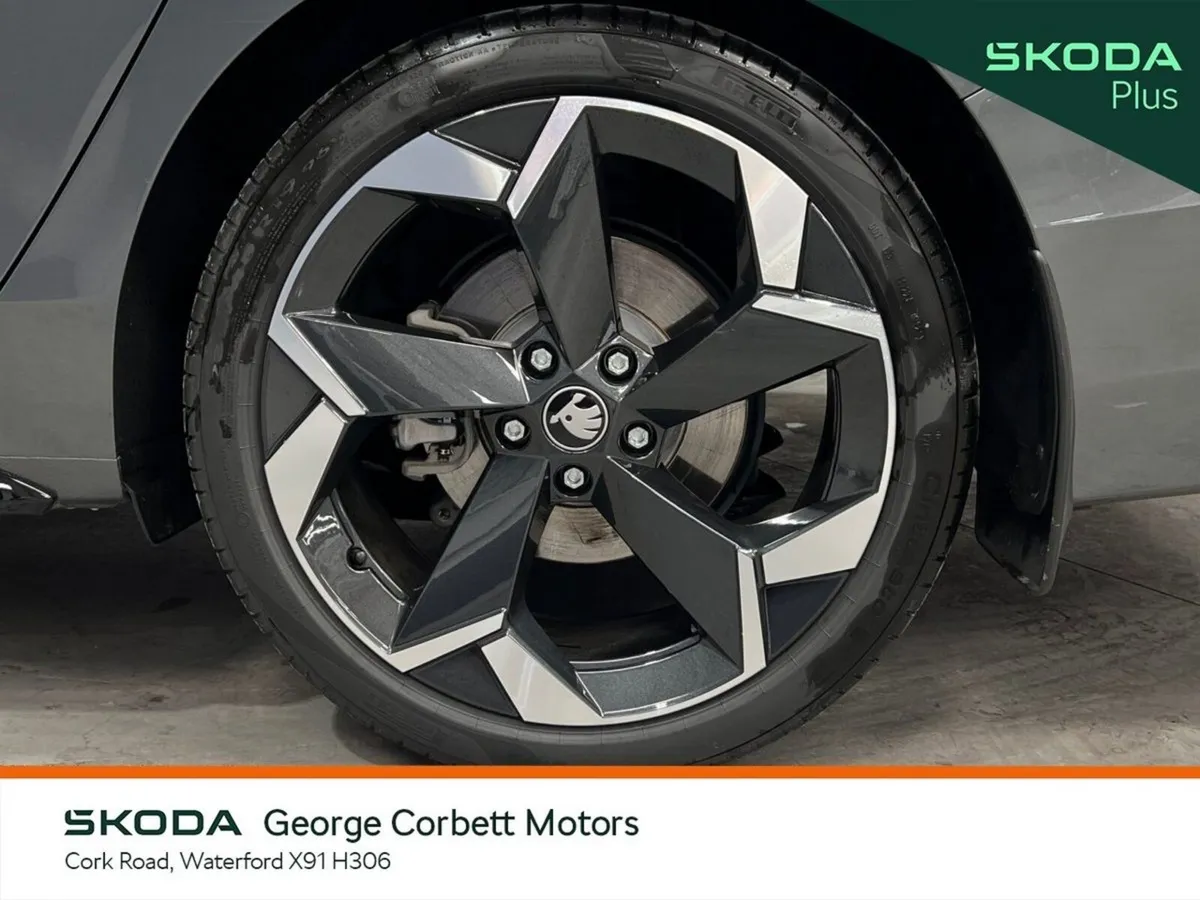Skoda Superb Saloon, Diesel, 2026, Grey