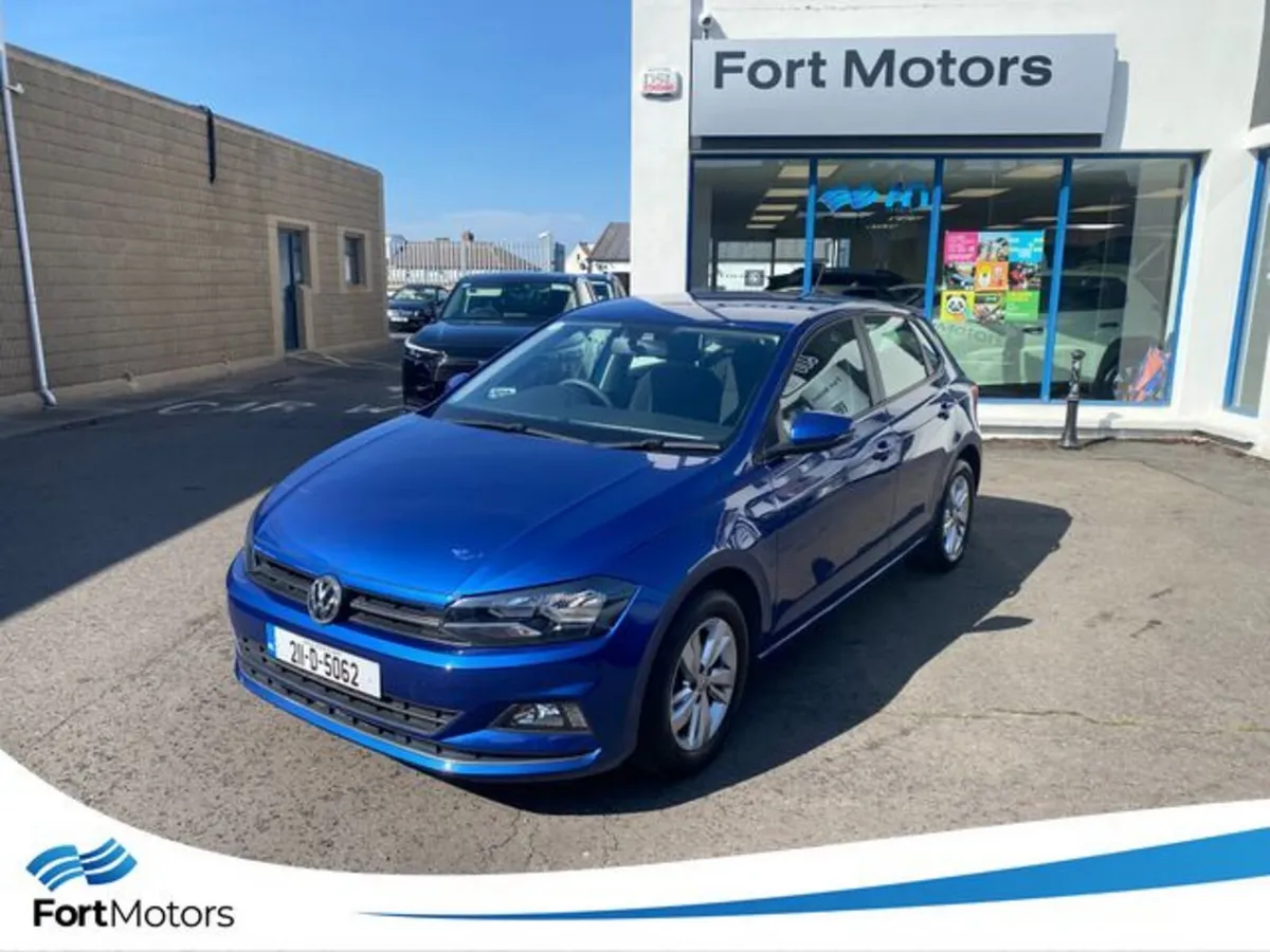 Volkswagen Polo Hatchback, Petrol, 2021, Blue