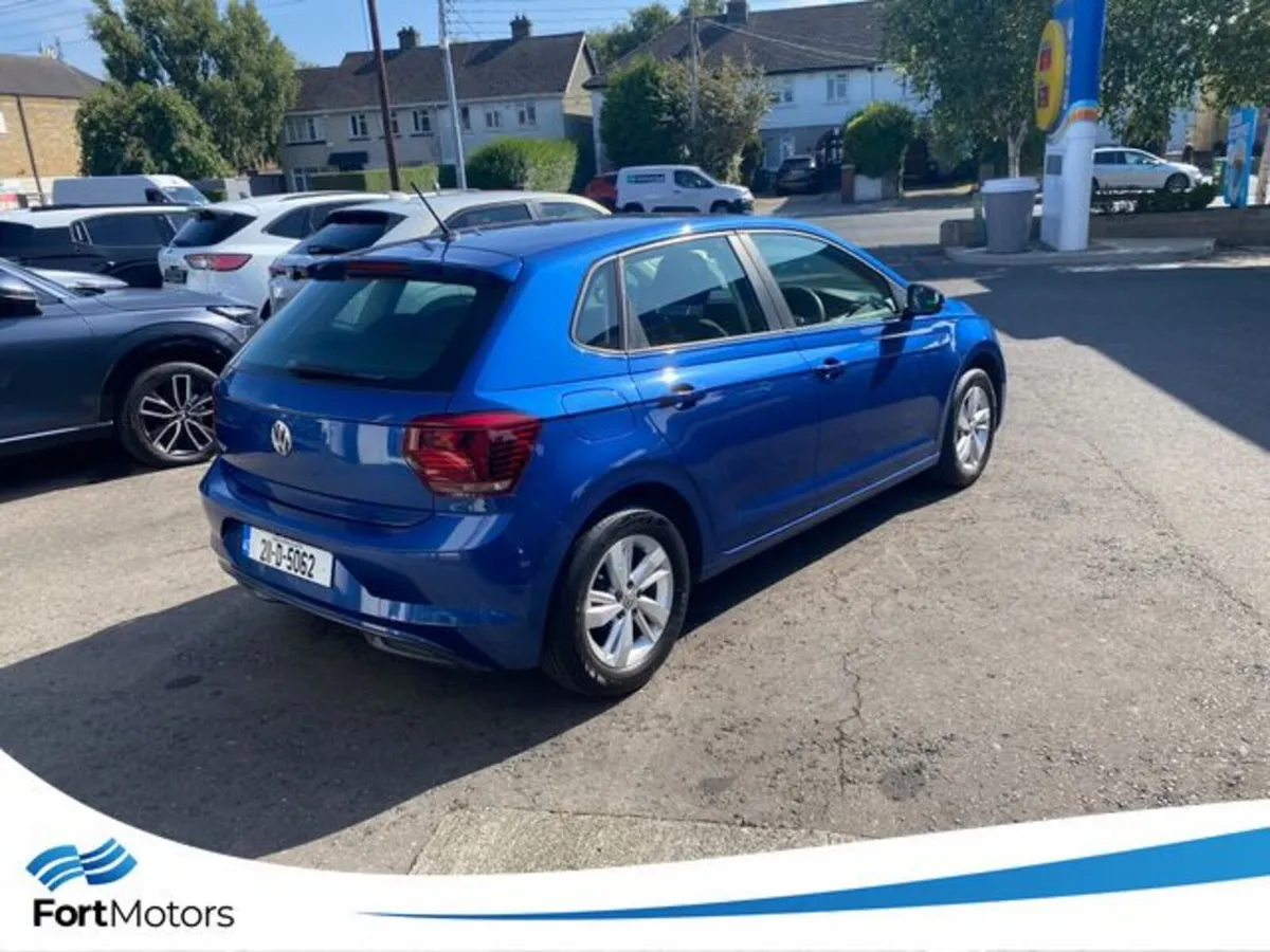 Volkswagen Polo Hatchback, Petrol, 2021, Blue