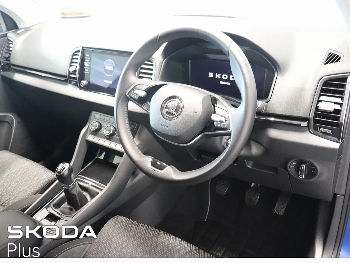 Skoda Karoq Estate/Jeep, Petrol, 2024, Blue