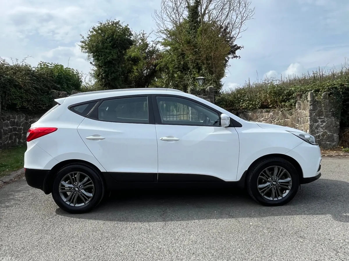 Hyundai ix35 SUV, Diesel, 2015, White
