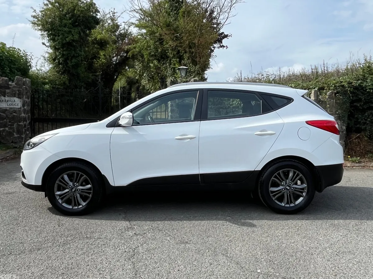 Hyundai ix35 SUV, Diesel, 2015, White
