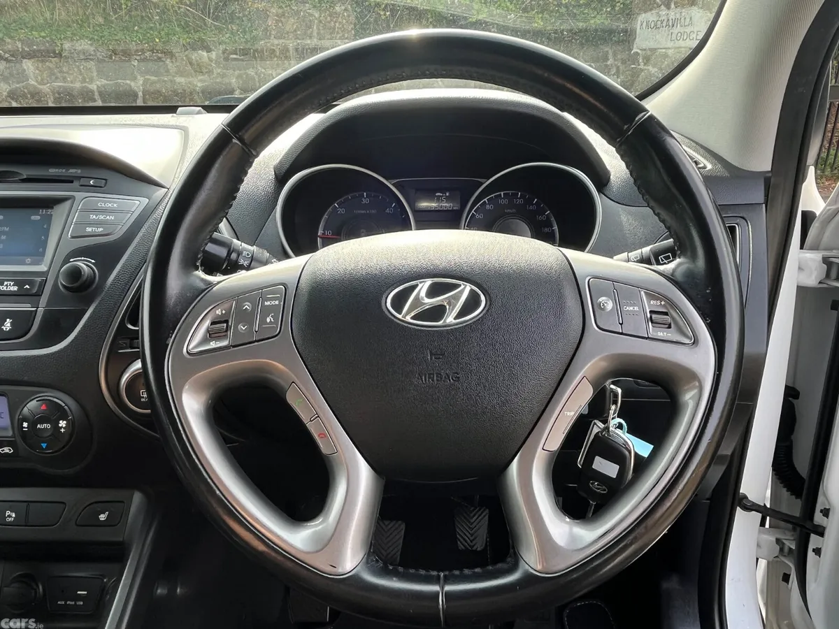 Hyundai ix35 SUV, Diesel, 2015, White