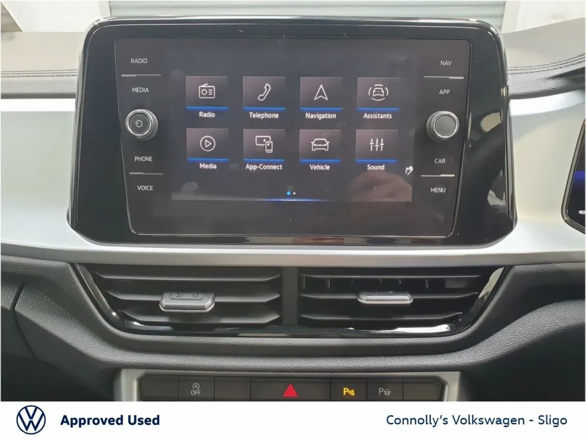 Volkswagen T-Roc SUV, Diesel, 2024, White