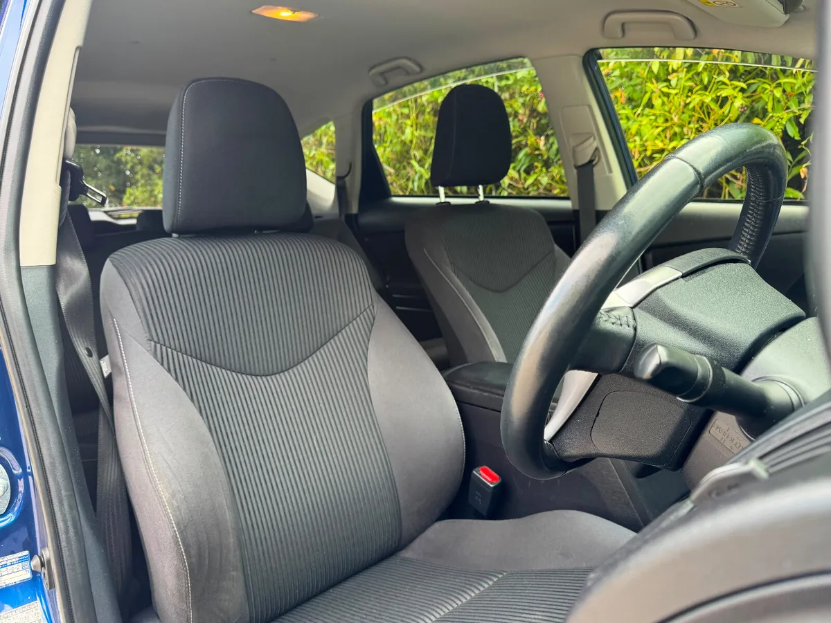 Toyota Prius Estate, Petrol Hybrid, 2014, Blue