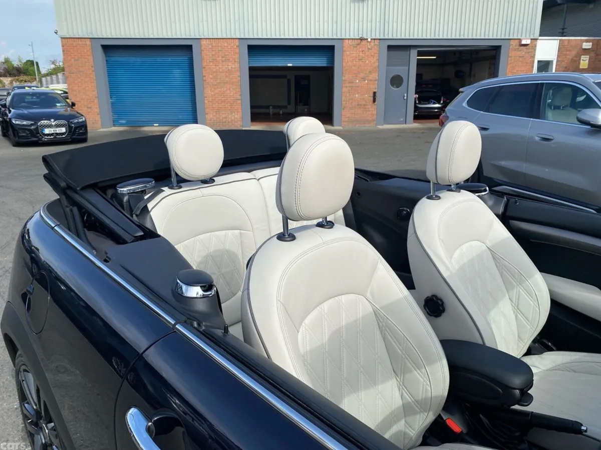 Mini Cooper Convertible, Petrol, 2024, Blue