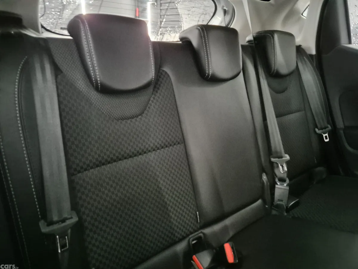 Renault Clio Hatchback, Petrol, 2018, Grey