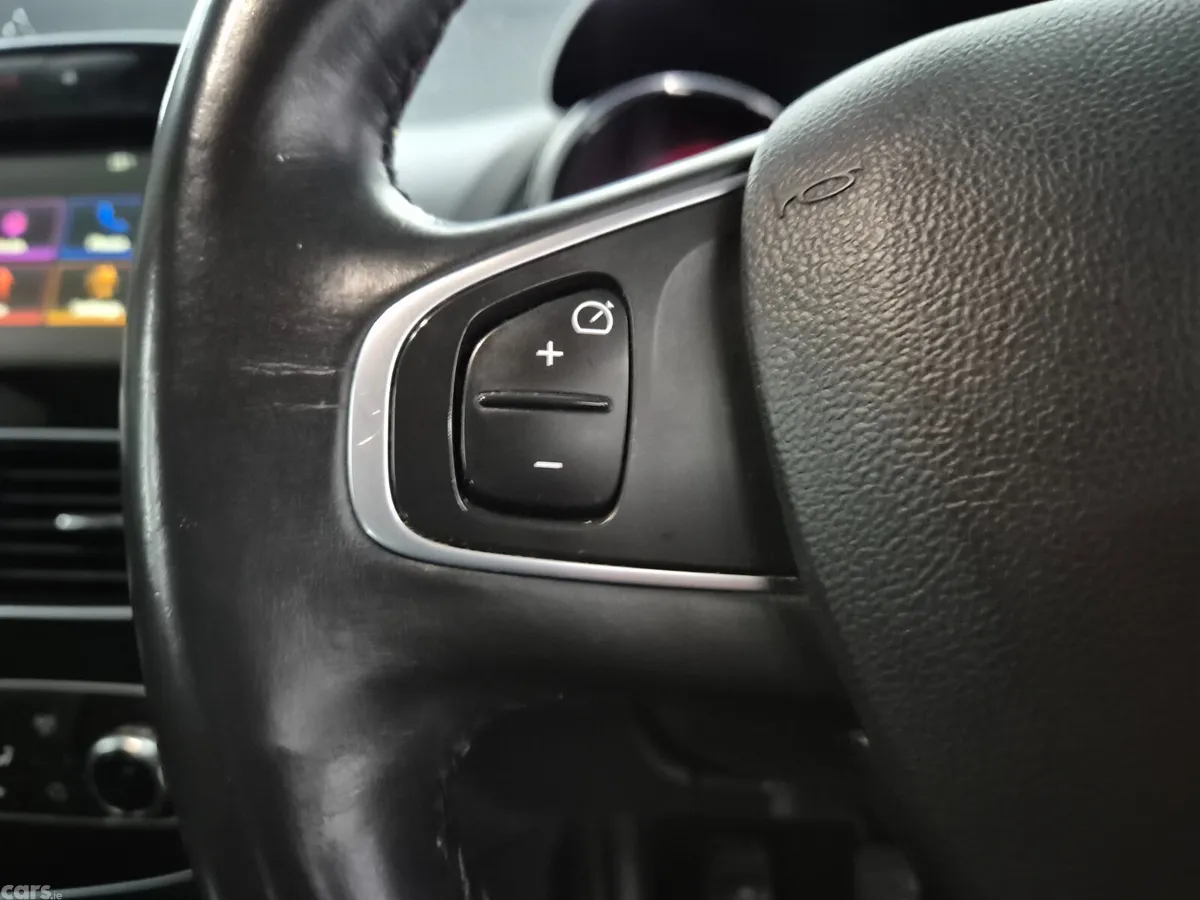 Renault Clio Hatchback, Petrol, 2018, Grey