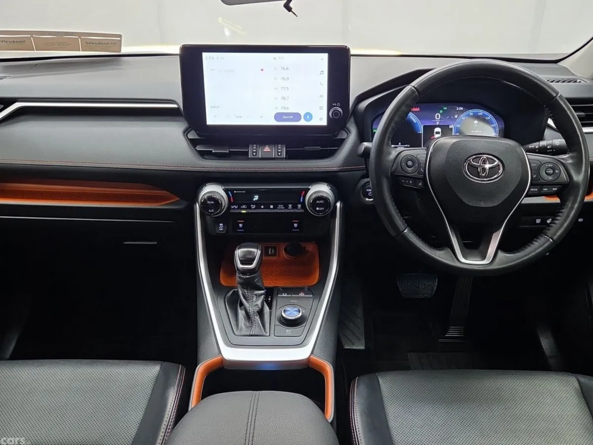 Toyota RAV4 SUV, Petrol Hybrid, 2023, Green
