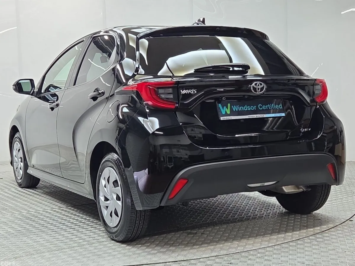 Toyota Yaris Hatchback, Petrol Hybrid, 2024, Black