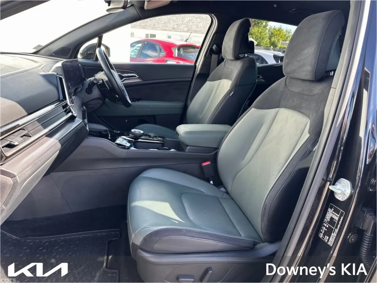 Kia Sportage SUV, Petrol Hybrid, 2024, Grey
