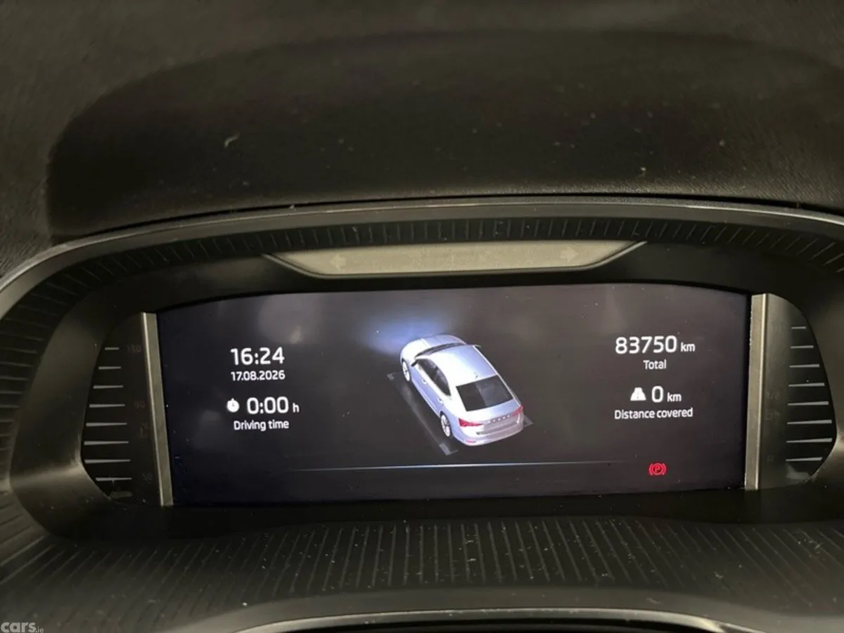 Skoda Octavia Hatchback, Petrol, 2022, Black