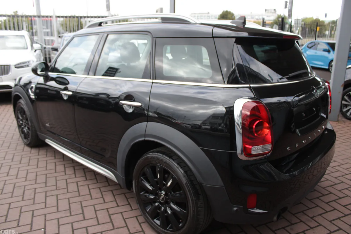 Mini Cooper Hatchback, Diesel, 2019, Black