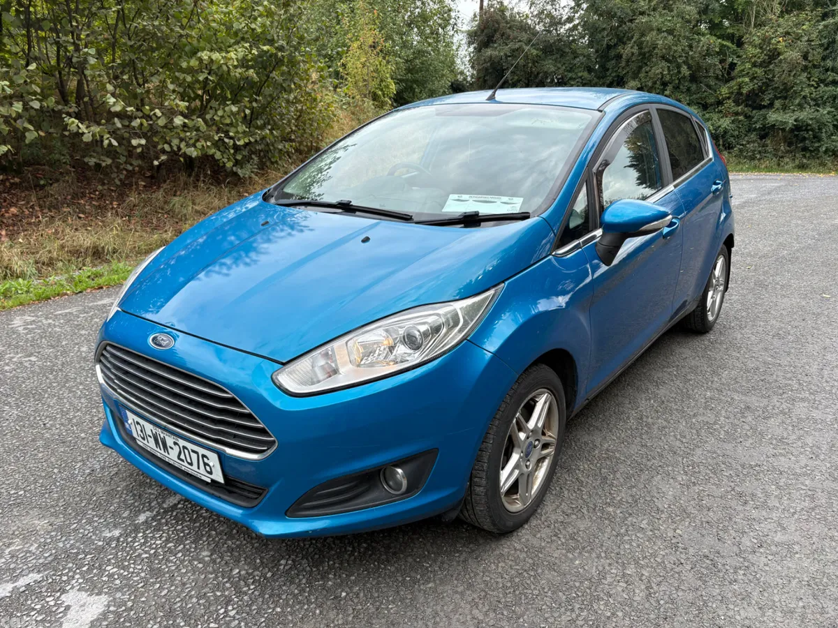 Ford Fiesta Hatchback, Petrol, 2013, Blue