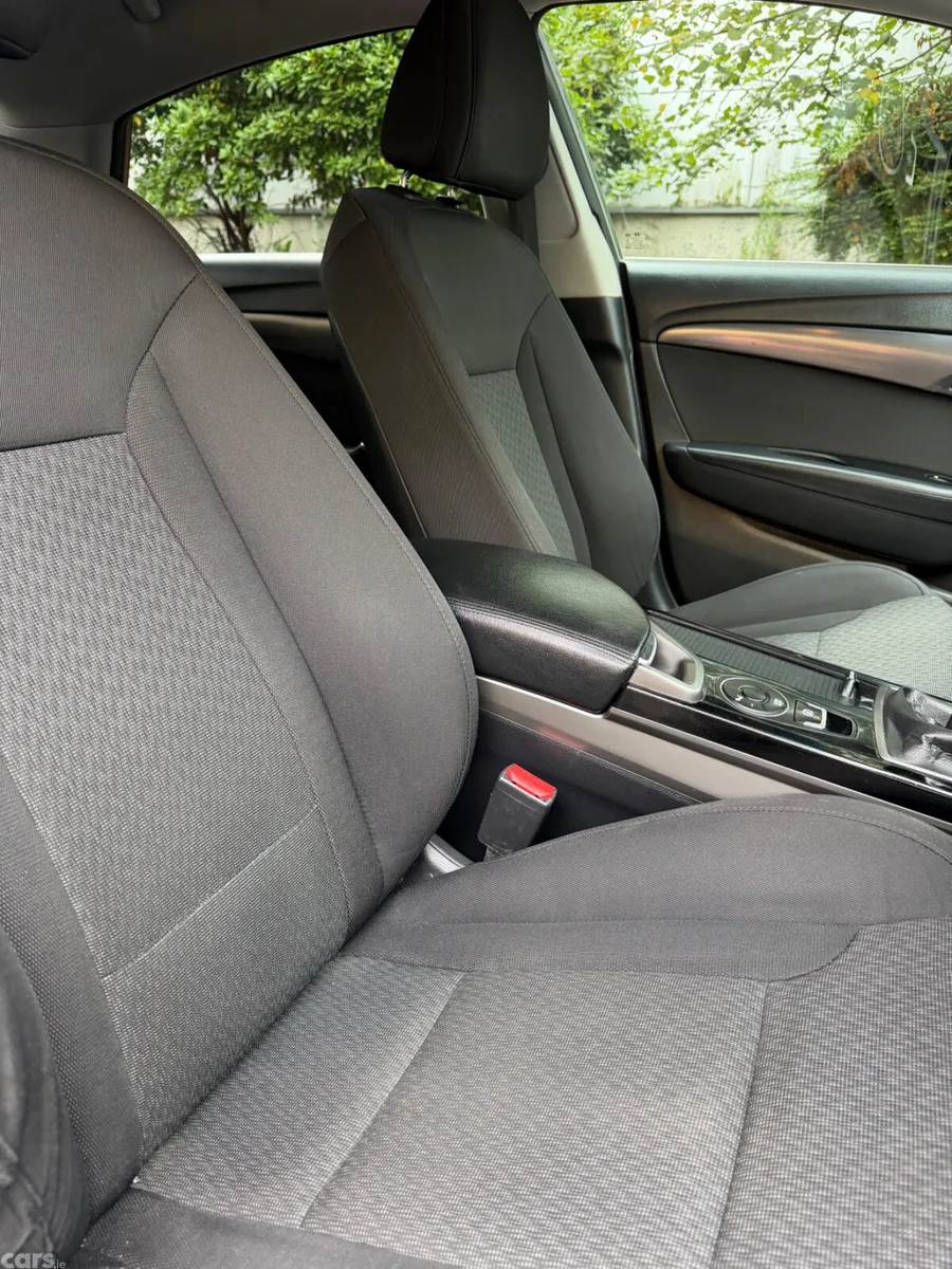 Hyundai i40 Saloon, Diesel, 2017, Silver