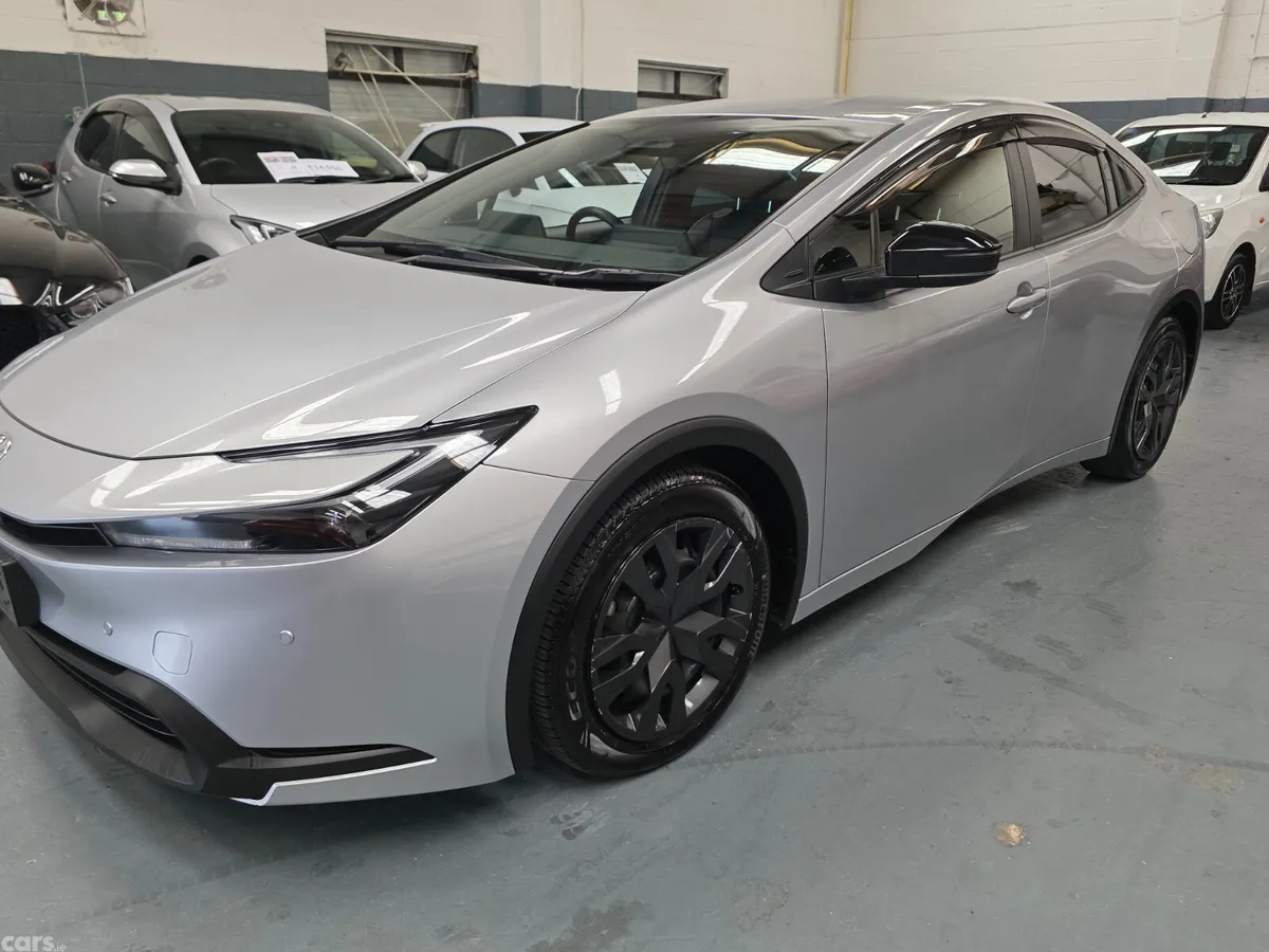 Toyota Prius Hatchback, Petrol Hybrid, 2023, Silver