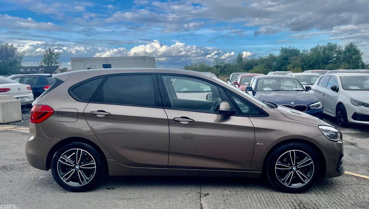 BMW 2-Series Hatchback, Diesel, 2018, Brown