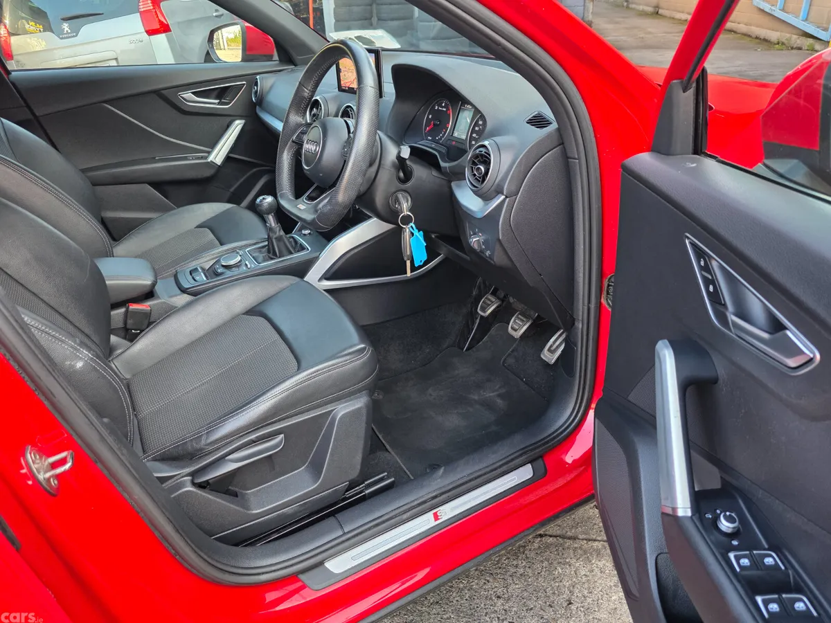 Audi Q2 SUV, Diesel, 2017, Red