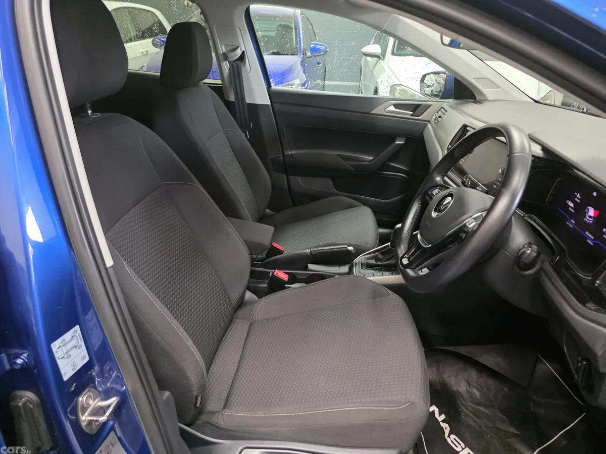Volkswagen Polo Hatchback, Petrol, 2021, Blue