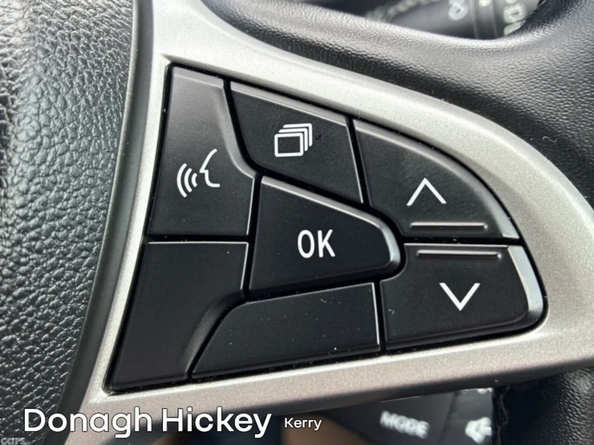 Dacia Jogger MPV, Petrol, 2023, Black