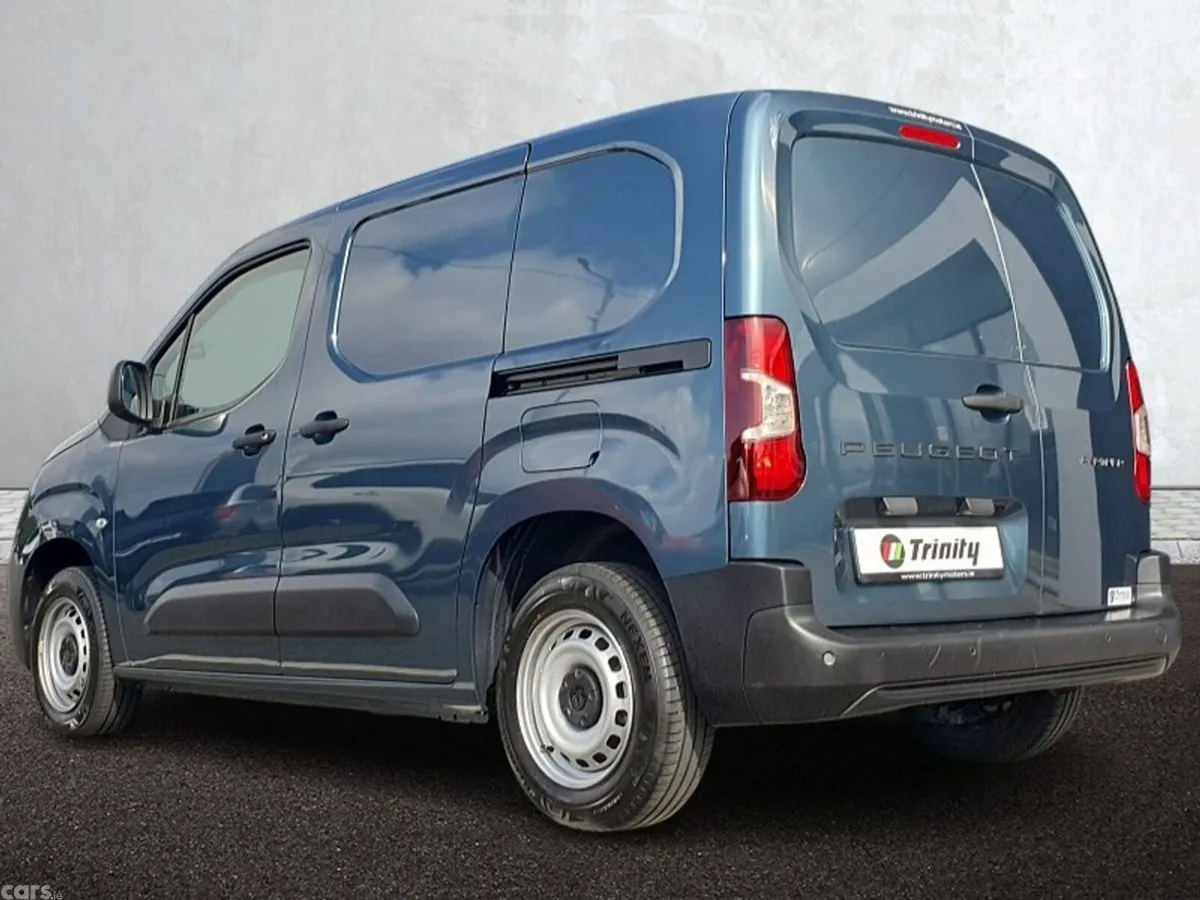 Peugeot Partner MPV, Diesel, 2026, Blue