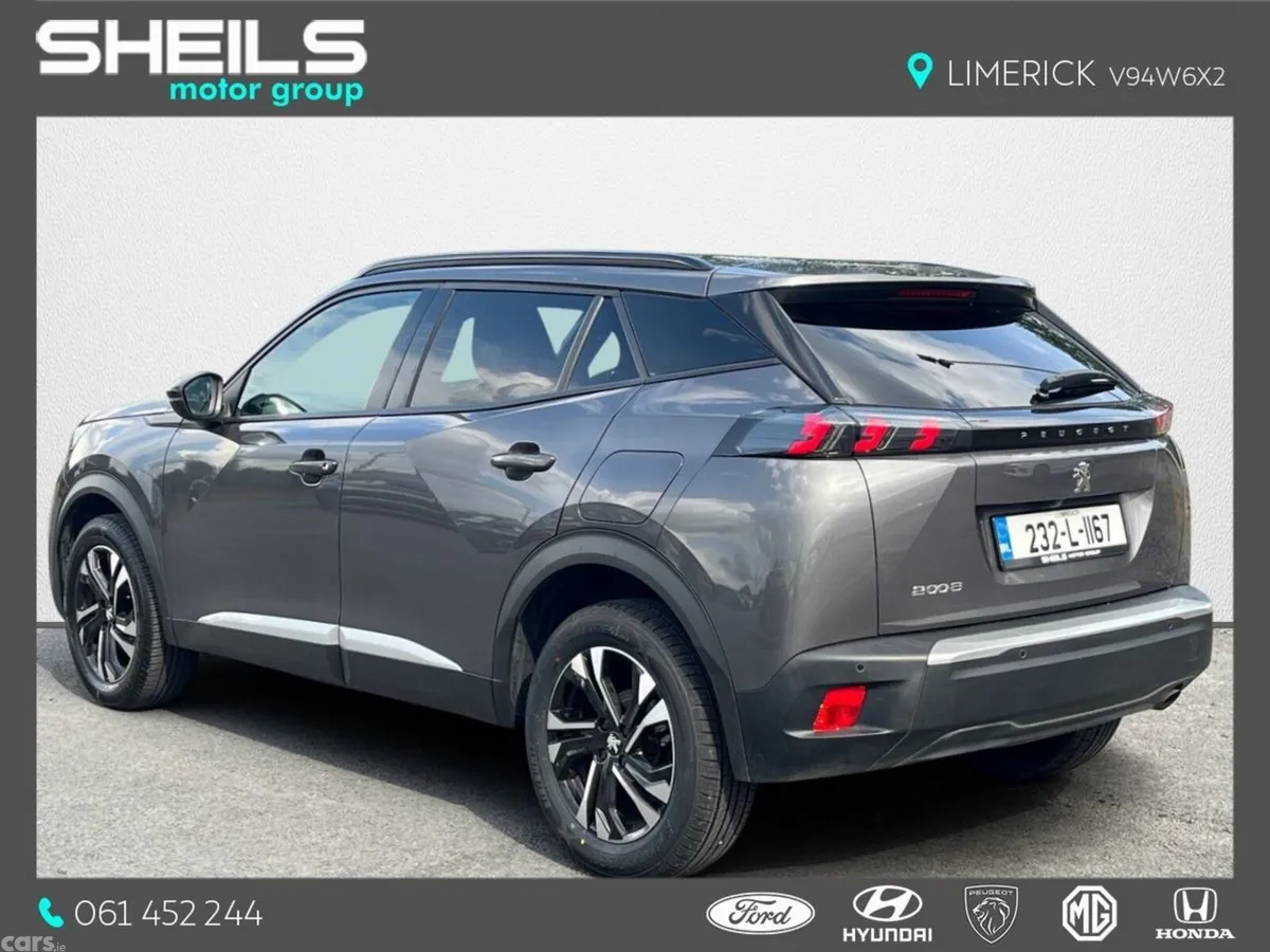 Peugeot 2008 MPV, Petrol, 2023, Grey