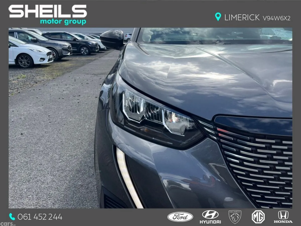 Peugeot 2008 MPV, Petrol, 2023, Grey