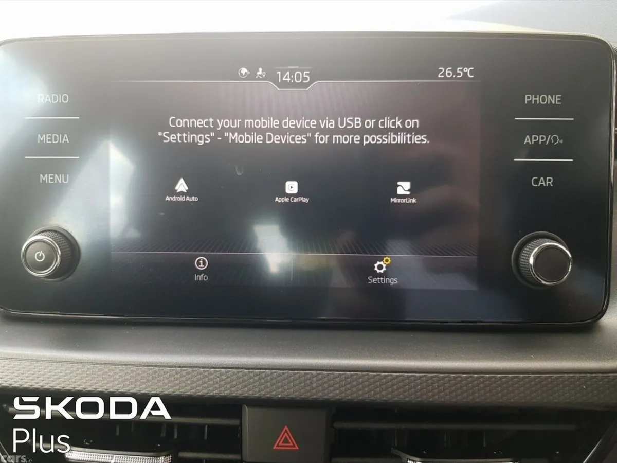 Skoda Kamiq Hatchback, Petrol, 2023, Grey