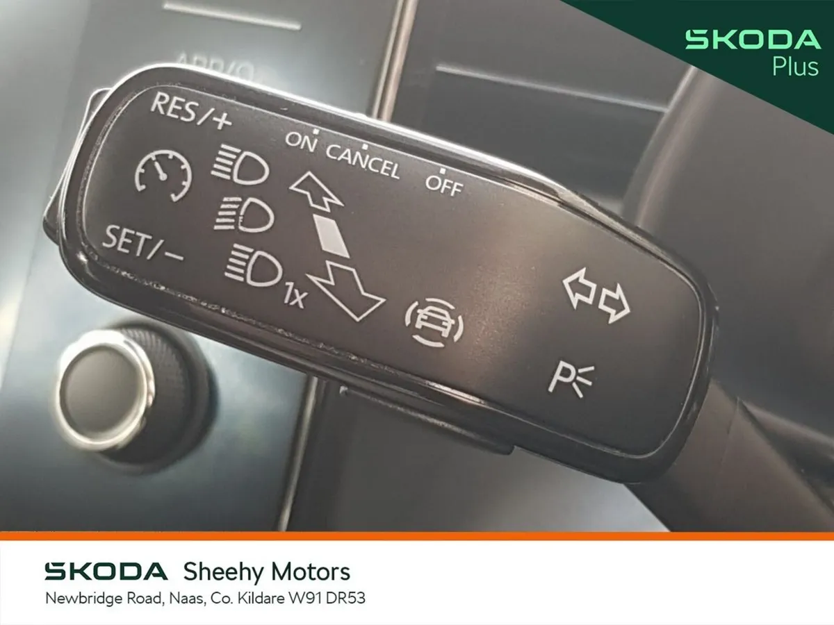 Skoda Kamiq Hatchback, Petrol, 2023, Grey