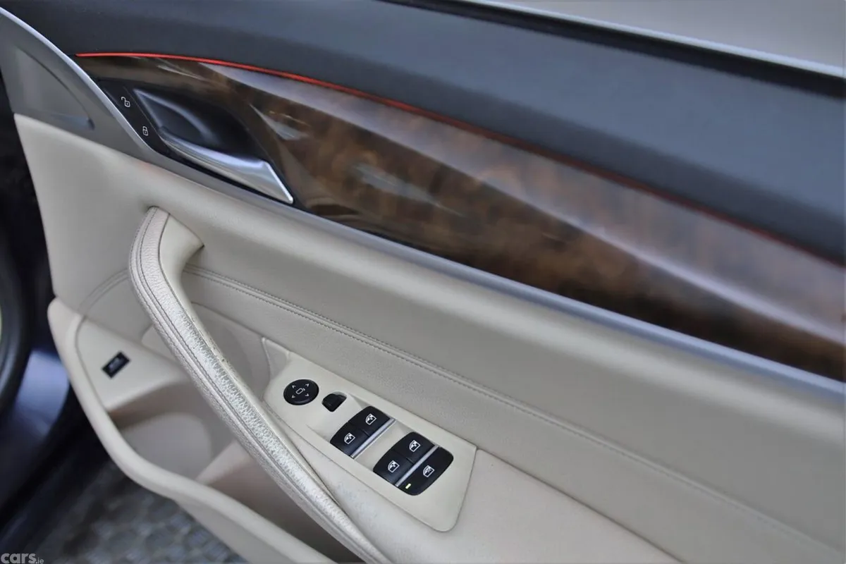 BMW 5-Series Saloon, Diesel, 2017, Blue