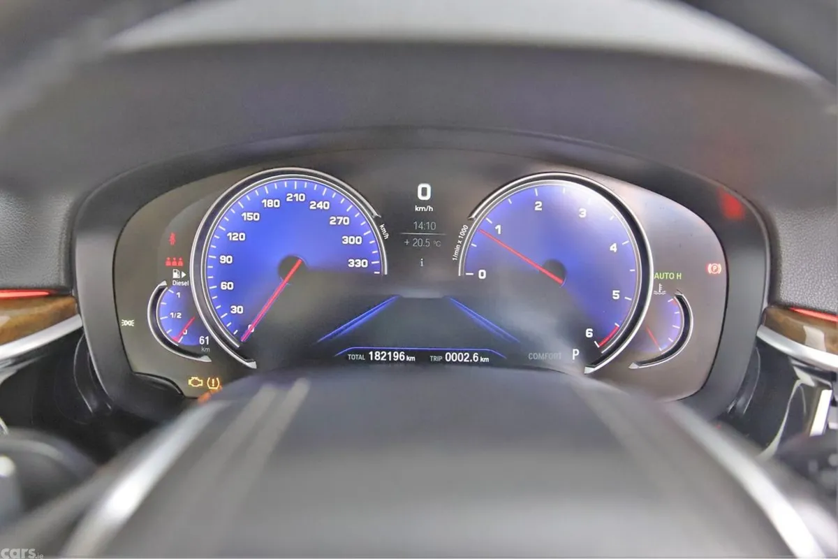 BMW 5-Series Saloon, Diesel, 2017, Blue