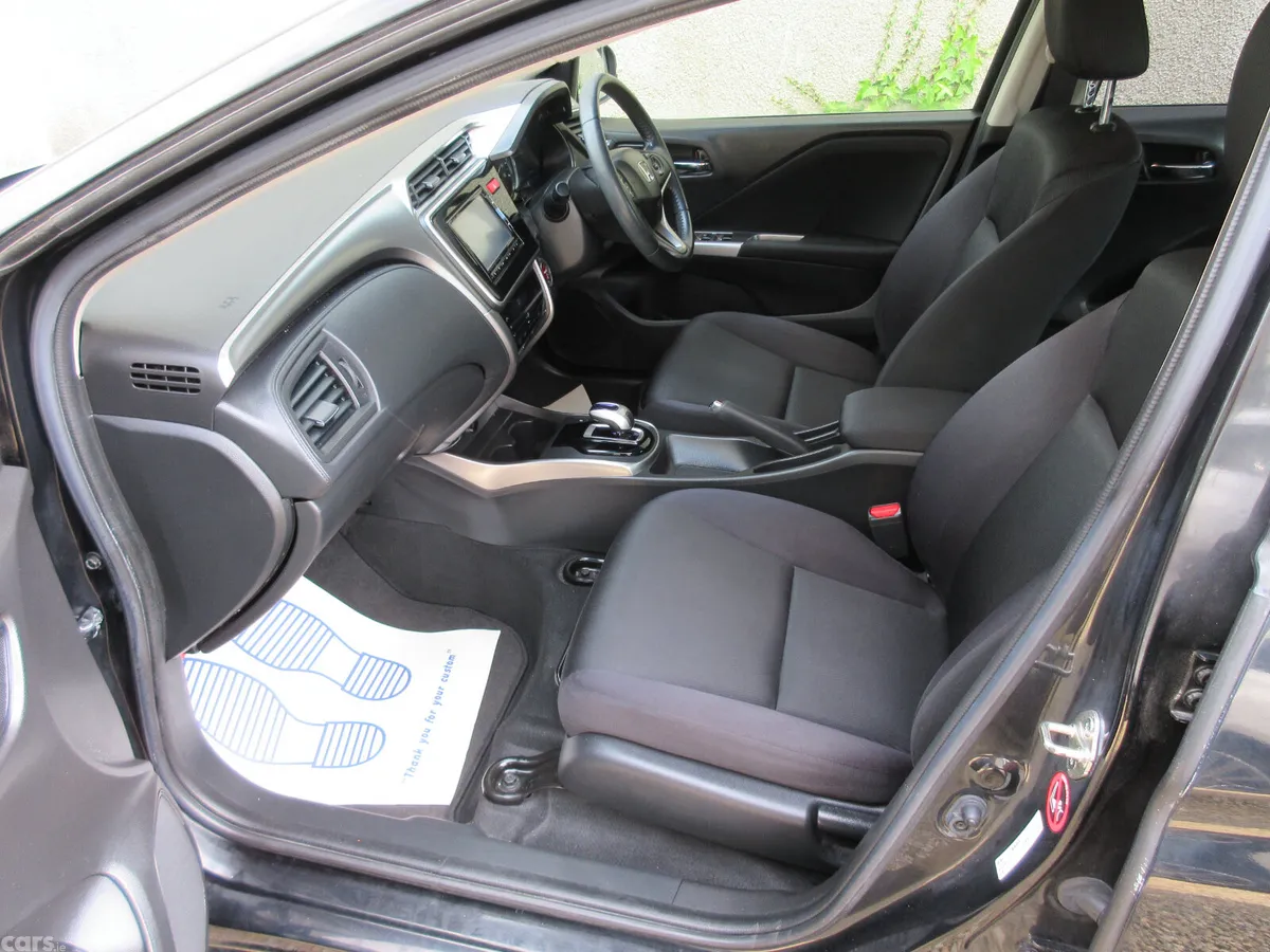 Honda Grace Saloon, Petrol Hybrid, 2015, Black