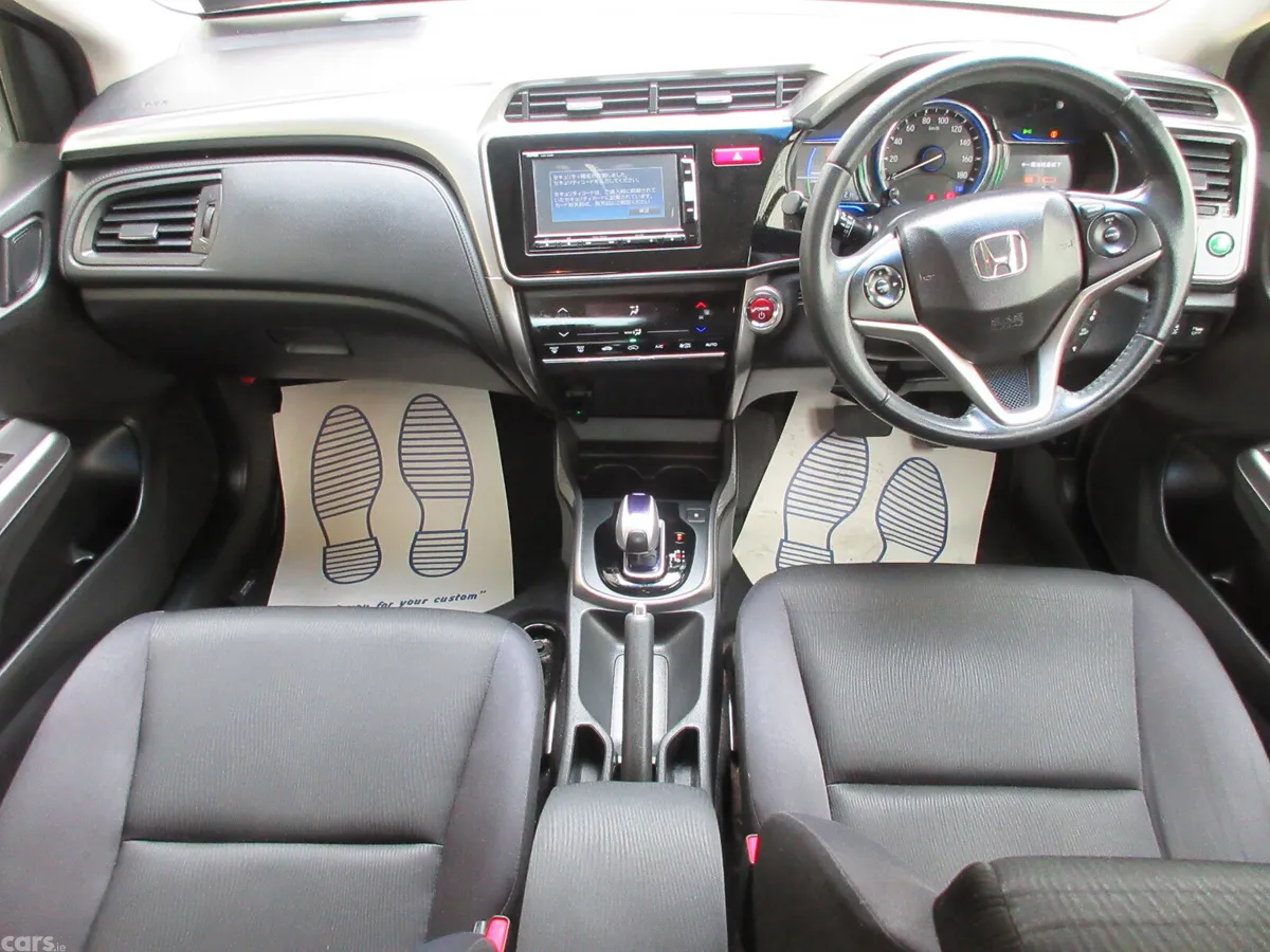 Honda Grace Saloon, Petrol Hybrid, 2015, Black