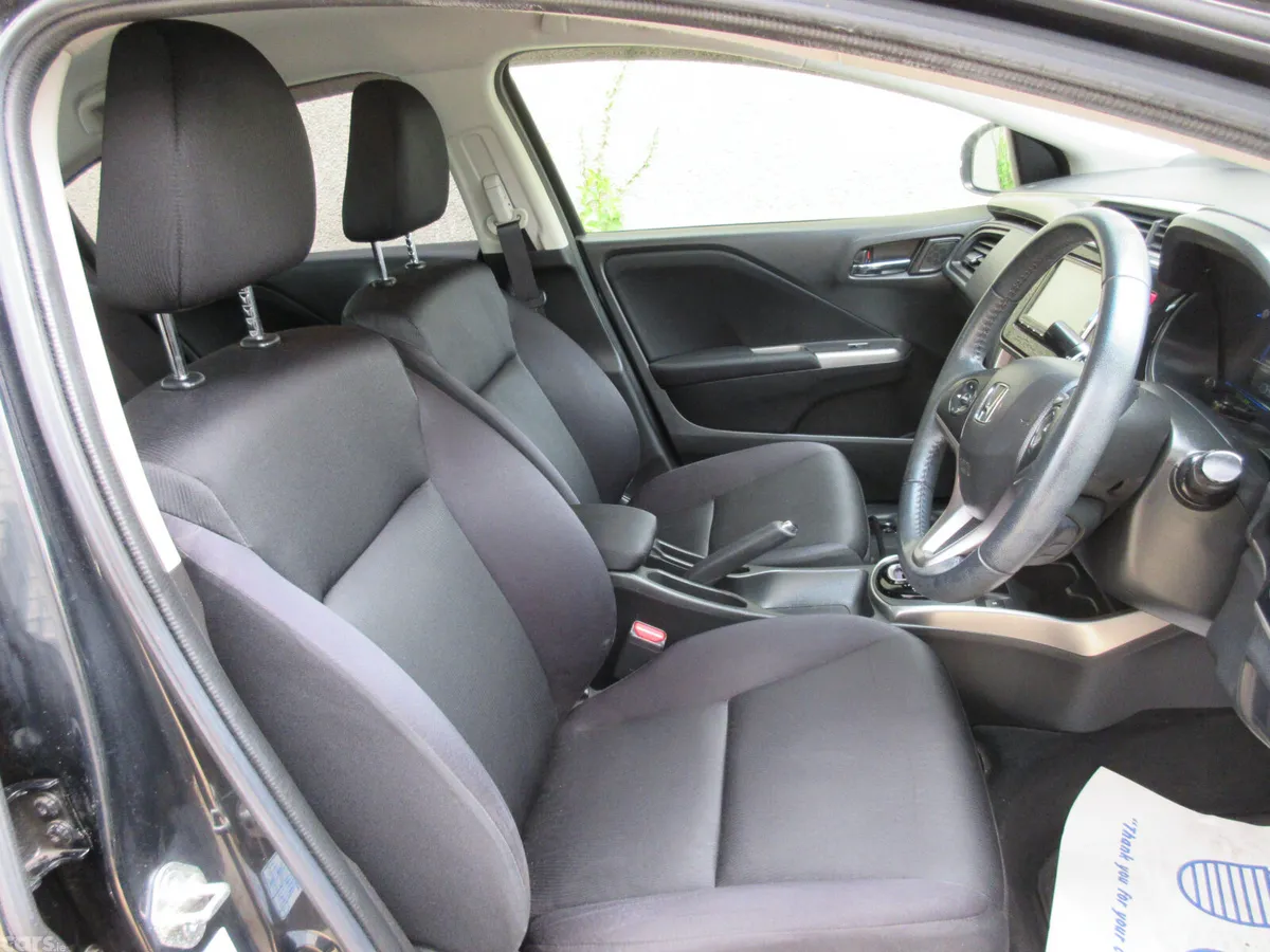 Honda Grace Saloon, Petrol Hybrid, 2015, Black