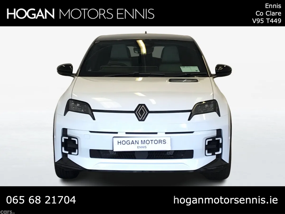 Renault 5 Hatchback, Electric, 2026, White