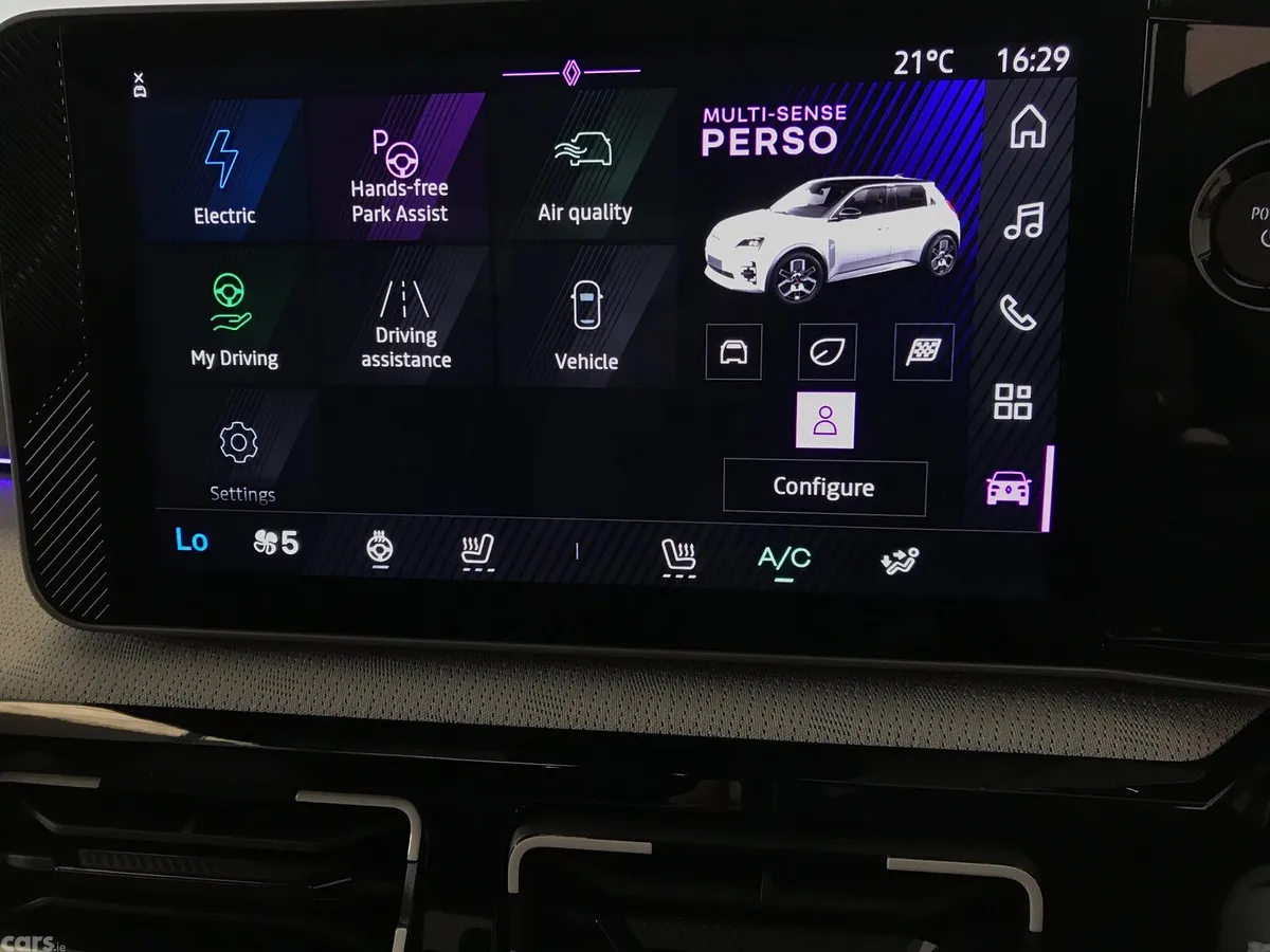 Renault 5 Hatchback, Electric, 2026, White