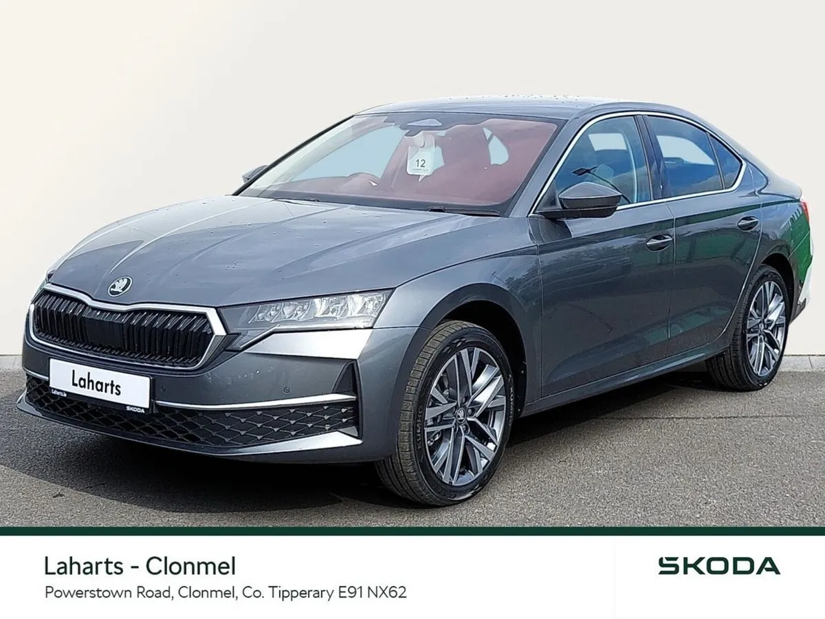 Skoda Octavia Saloon, Diesel, 2026, Grey