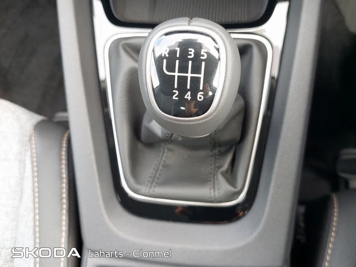 Skoda Octavia Saloon, Diesel, 2026, Grey